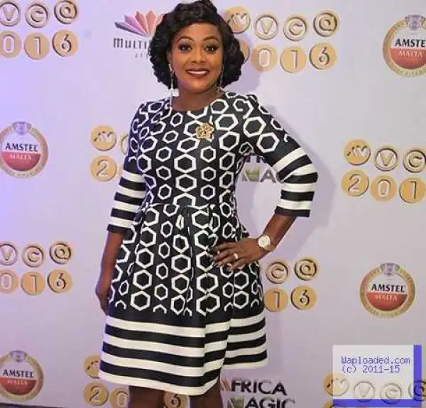 Top Comedian Helen Paul Wants You All To See How Awesome Her Smile Can Be In Photos